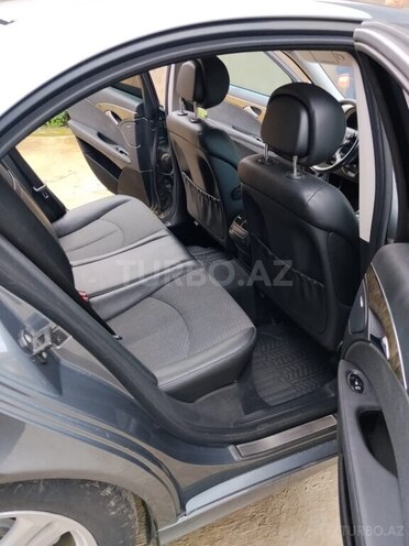 Mercedes E 200 2006, 282,009 km - 1.8 л - Biləsuvar