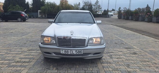 Mercedes C 180 2000, 295,000 km - 1.8 л - Bakı