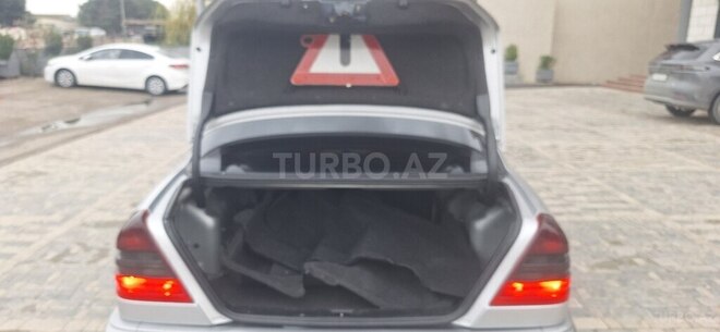 Mercedes C 180 2000, 295,000 km - 1.8 л - Bakı