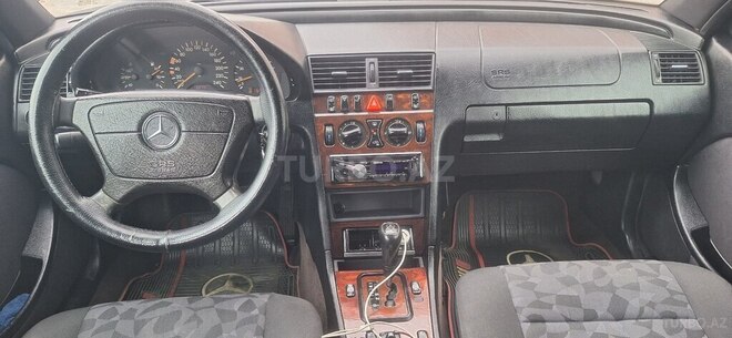 Mercedes C 180 2000, 295,000 km - 1.8 л - Bakı
