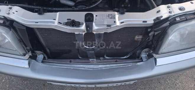 Mercedes C 180 2000, 295,000 km - 1.8 л - Bakı