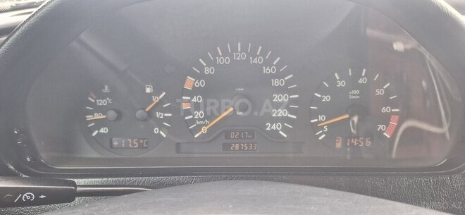 Mercedes C 180 2000, 295,000 km - 1.8 л - Bakı