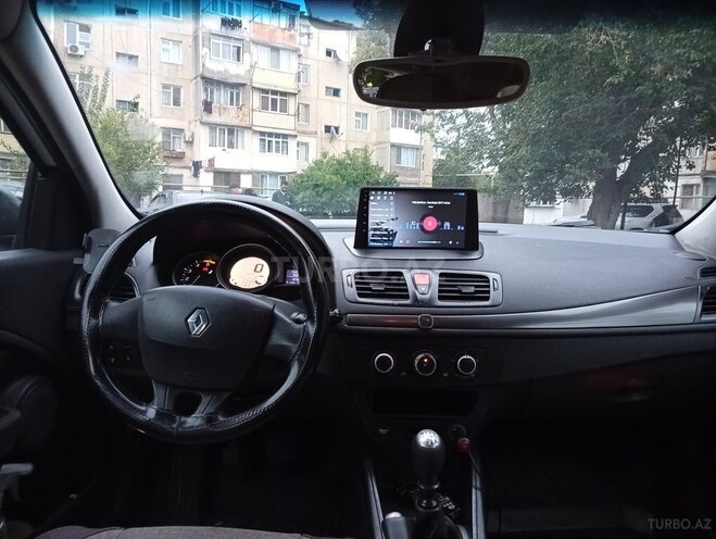 Renault Megane 2009, 396,106 km - 1.5 l - Bakı