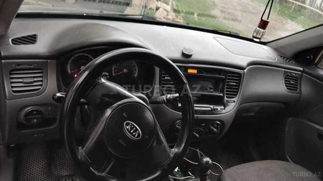 Kia Rio 2010, 420,000 km - 1.5 л - Bakı