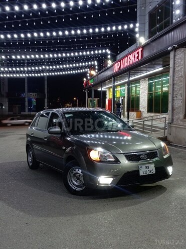 Kia Rio 2010, 420,000 km - 1.5 л - Bakı