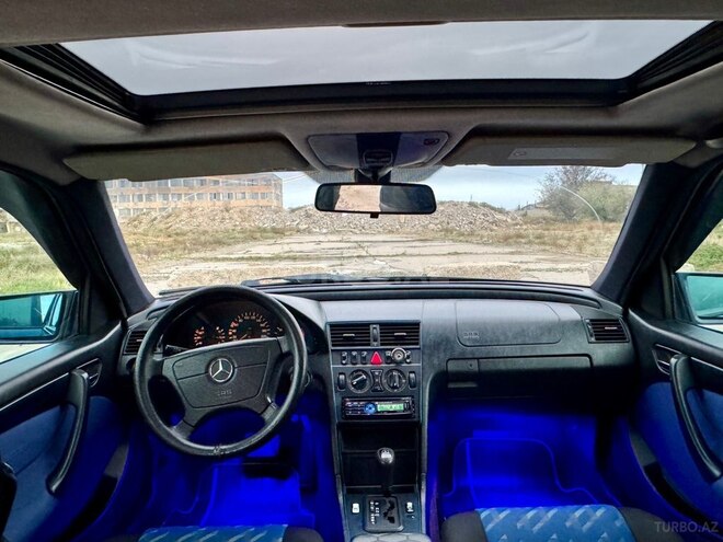 Mercedes C 220 1999, 321,580 km - 2.2 l - Sumqayıt