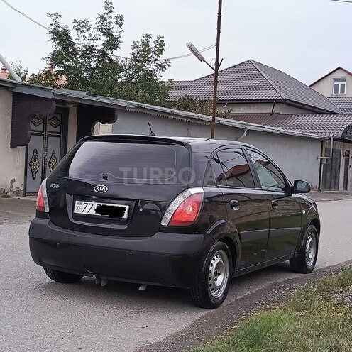 Kia Rio 2006, 257,443 km - 1.4 l - Quba