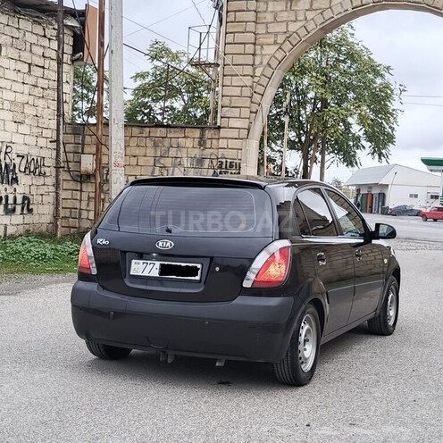 Kia Rio 2006, 257,443 km - 1.4 l - Quba