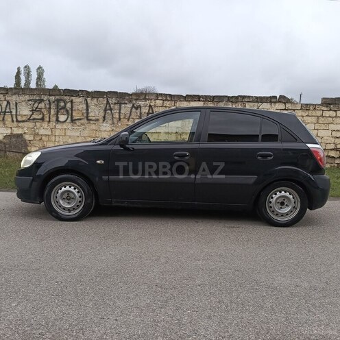 Kia Rio 2006, 257,443 km - 1.4 l - Quba