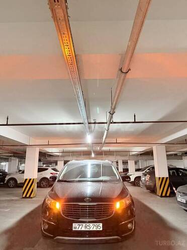 Kia Carnival 2014, 230,000 km - 2.2 l - Bakı