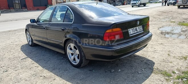 BMW 528 1997, 400,000 km - 2.8 л - Quba