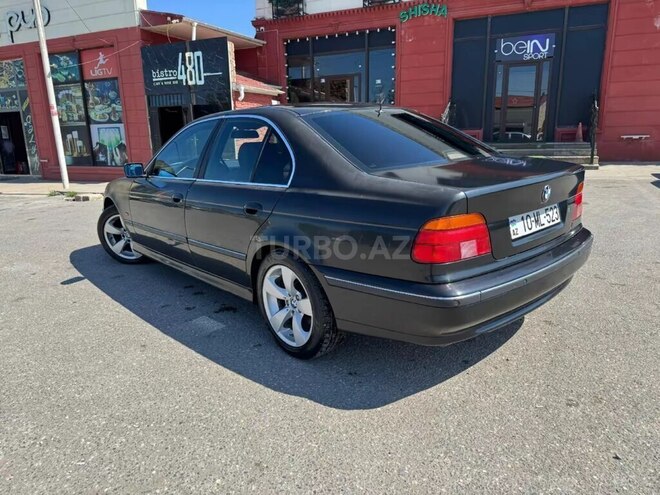 BMW 528 1997, 400,000 km - 2.8 л - Quba