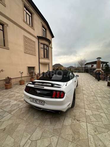 Ford Mustang 2017, 104,607 km - 2.3 l - Sumqayıt