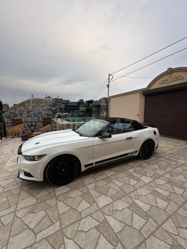 Ford Mustang 2017, 104,607 km - 2.3 l - Sumqayıt
