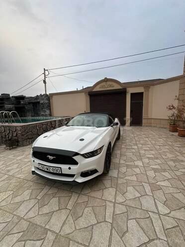 Ford Mustang 2017, 104,607 km - 2.3 l - Sumqayıt