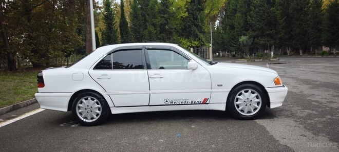 Mercedes C 230 1999, 277,000 km - 2.3 l - Mingəçevir