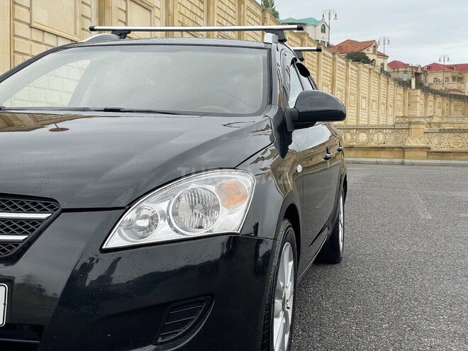 Kia  2008, 340,000 km - 1.6 l - Bakı