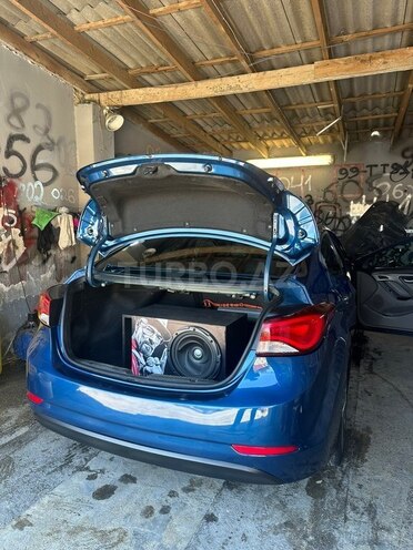 Hyundai Elantra 2016, 254,276 km - 1.8 l - Bakı