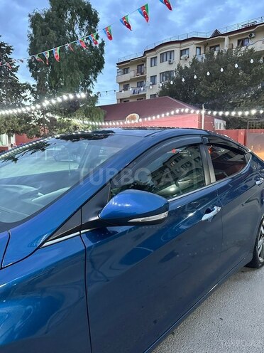 Hyundai Elantra 2016, 254,276 km - 1.8 l - Bakı