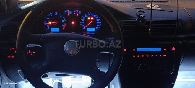 Volkswagen Passat 1998, 370,000 km - 1.8 l - Bakı