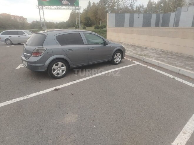 Opel Astra 2005, 500,000 km - 1.7 l - Yevlax