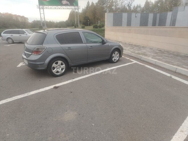 Opel Astra 2005, 500,000 km - 1.7 l - Yevlax