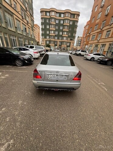 Mercedes C 200 1995, 452,635 km - 2.0 л - Bakı