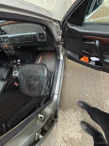 Mercedes C 200 1995, 452,635 km - 2.0 л - Bakı
