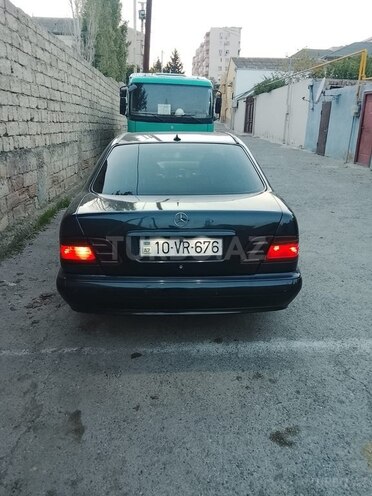 Mercedes E 230 1996, 400,000 km - 2.3 l - Bakı