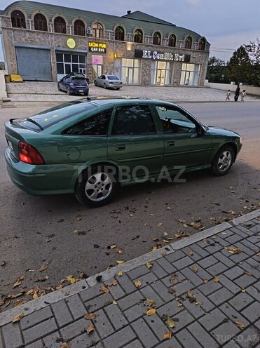 Opel Vectra 1999, 356,000 km - 1.8 l - Qazax