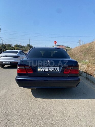 Mercedes E 220 1999, 361,093 km - 2.2 л - Masallı