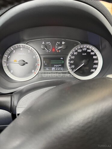 Nissan Tiida 2013, 212,000 km - 1.8 л - Bakı