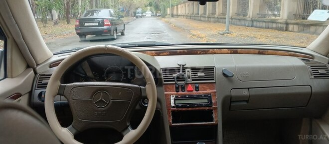 Mercedes C 230 1996, 300,000 km - 2.3 л - Mingəçevir