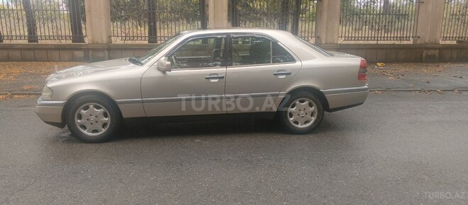 Mercedes C 230 1996, 300,000 km - 2.3 л - Mingəçevir
