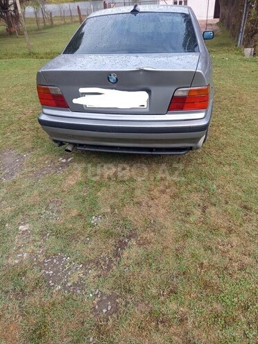 BMW 525 1993, 350,000 km - 2.5 l - Sumqayıt