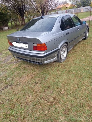 BMW 525 1993, 350,000 km - 2.5 l - Sumqayıt