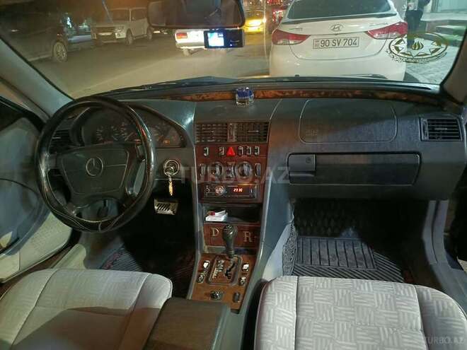 Mercedes C 220 1999, 600,000 km - 2.2 l - Bakı