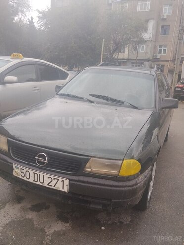 Opel Astra 1994, 350,000 km - 1.6 л - Sumqayıt