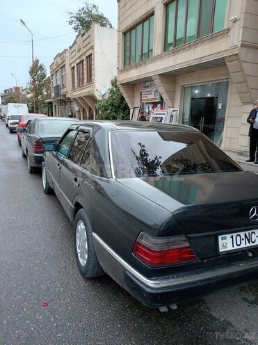Mercedes 200 E 1990, 190,000 km - 2.0 l - Bakı