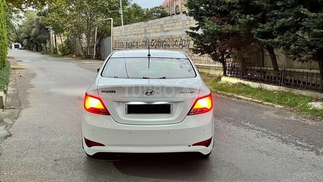 Hyundai Accent 2014, 129,000 km - 1.4 л - Bakı