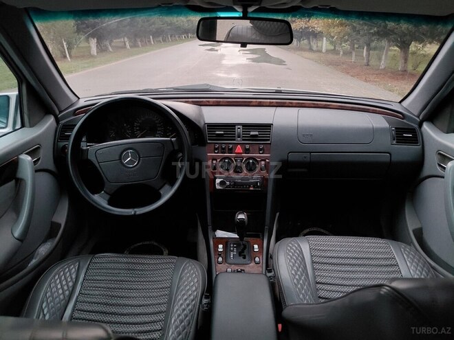 Mercedes C 240 1998, 283,564 km - 2.4 л - Bakı