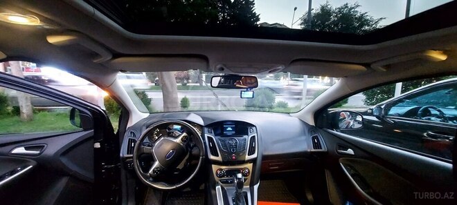 Ford Focus 2013, 291,000 km - 1.6 л - Bakı