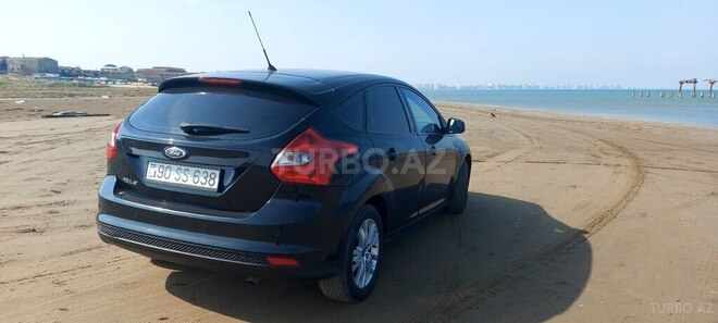 Ford Focus 2013, 291,000 km - 1.6 л - Bakı
