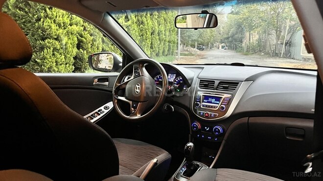 Hyundai Accent 2014, 129,000 km - 1.4 л - Bakı