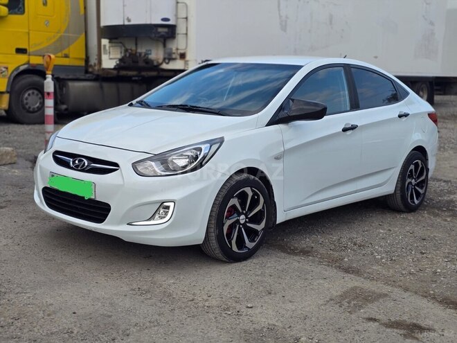 Hyundai Accent 2013, 282,000 km - 1.4 l - Bakı