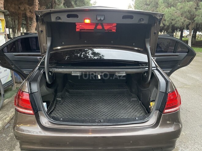 Mercedes E 200 2013, 71,000 km - 2.0 l - Şirvan