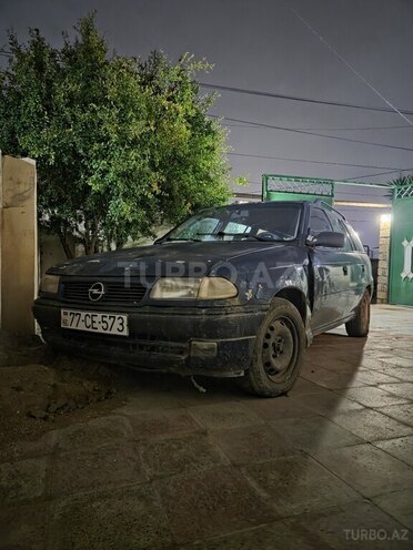 Opel Astra 1996, 350,000 km - 1.6 l - Bakı