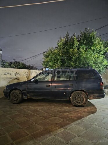 Opel Astra 1996, 350,000 km - 1.6 l - Bakı
