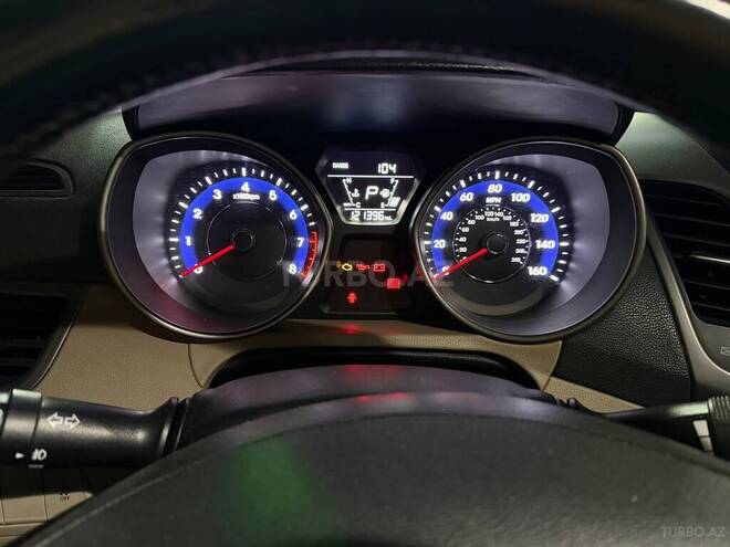 Hyundai Elantra 2015, 121,396 km - 1.8 л - Bakı