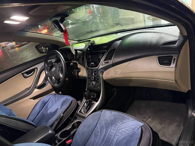 Hyundai Elantra 2015, 121,396 km - 1.8 л - Bakı